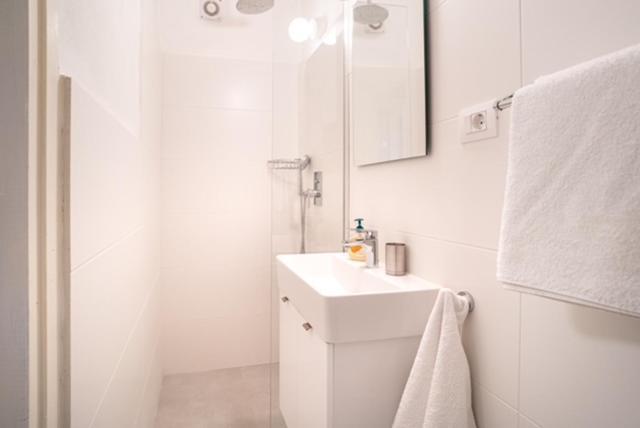 Fish4Wish Old Town Rovinj Studio Apartment Esterno foto